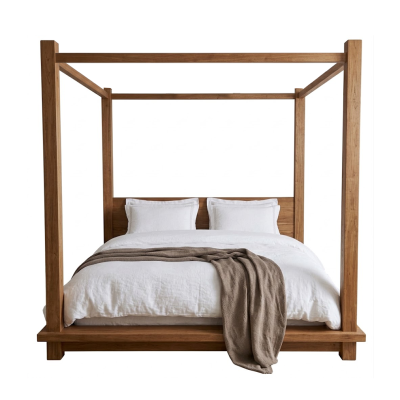 Aura Poster Bed