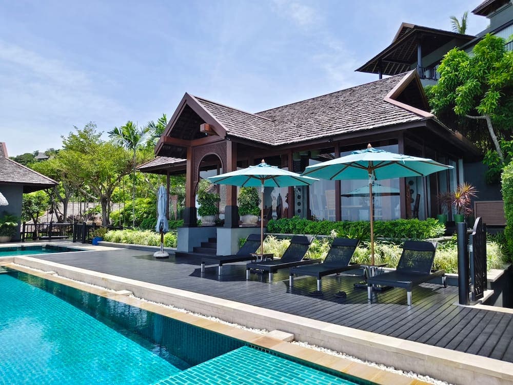Luxury resort furniture installation managed by Oriental Living in Koh Samui